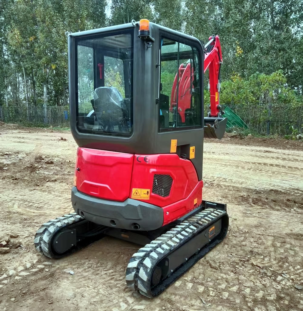 小型挖掘機BMPC25