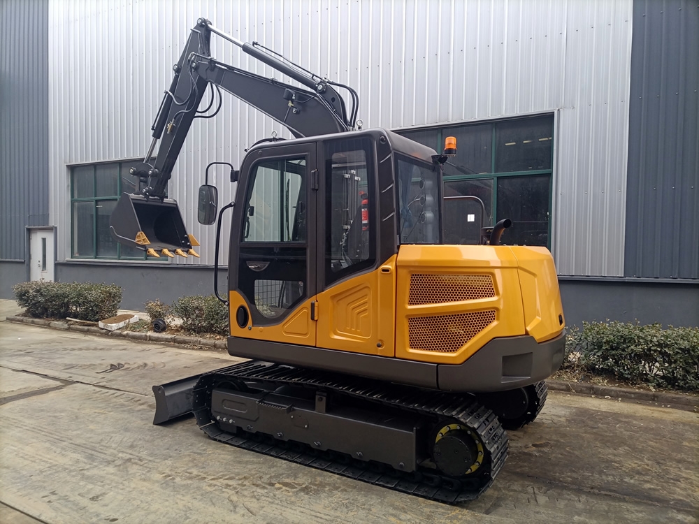 小型挖掘機BMPC65